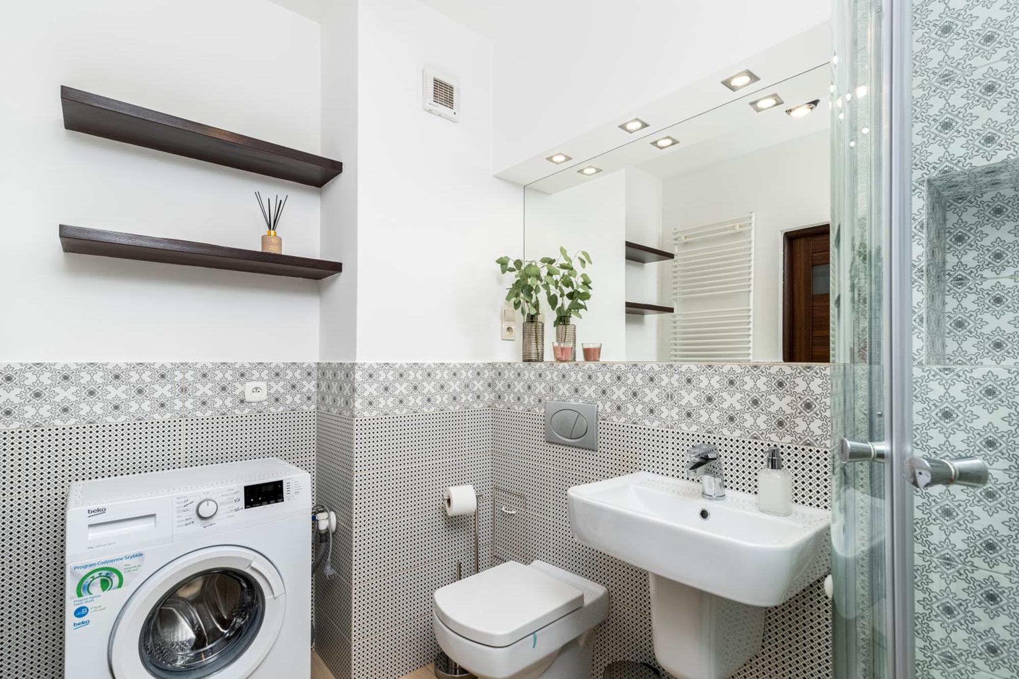 Two-Bedroom Apartment City View